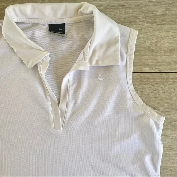 Vintage Nike Womens White Sleeveless Collar Crop Style Top Size Small - Picture 1 of 6